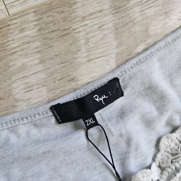 NWT Archer+Arrow Lace Overlay Midi Dress - Picture 13 of 16